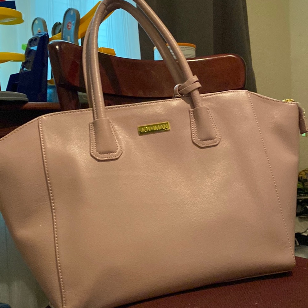 NWOT Joy & Iman Leather soft blush color handbag/tote. Lots compartments.